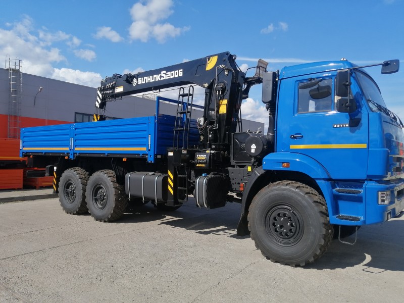 Автомобиль бортовой 438240-02 на шасси КАМАЗ 43118-73094-50 с КМУ SUNHUNK 2006