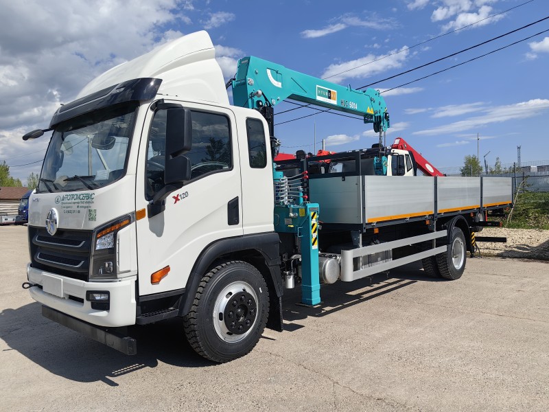 Автомобиль бортовой 4х2 на шасси DAYUNх120 с КМУ HKTC-5014